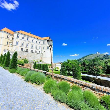 Chateau View Apartment Mikulov Exterior photo